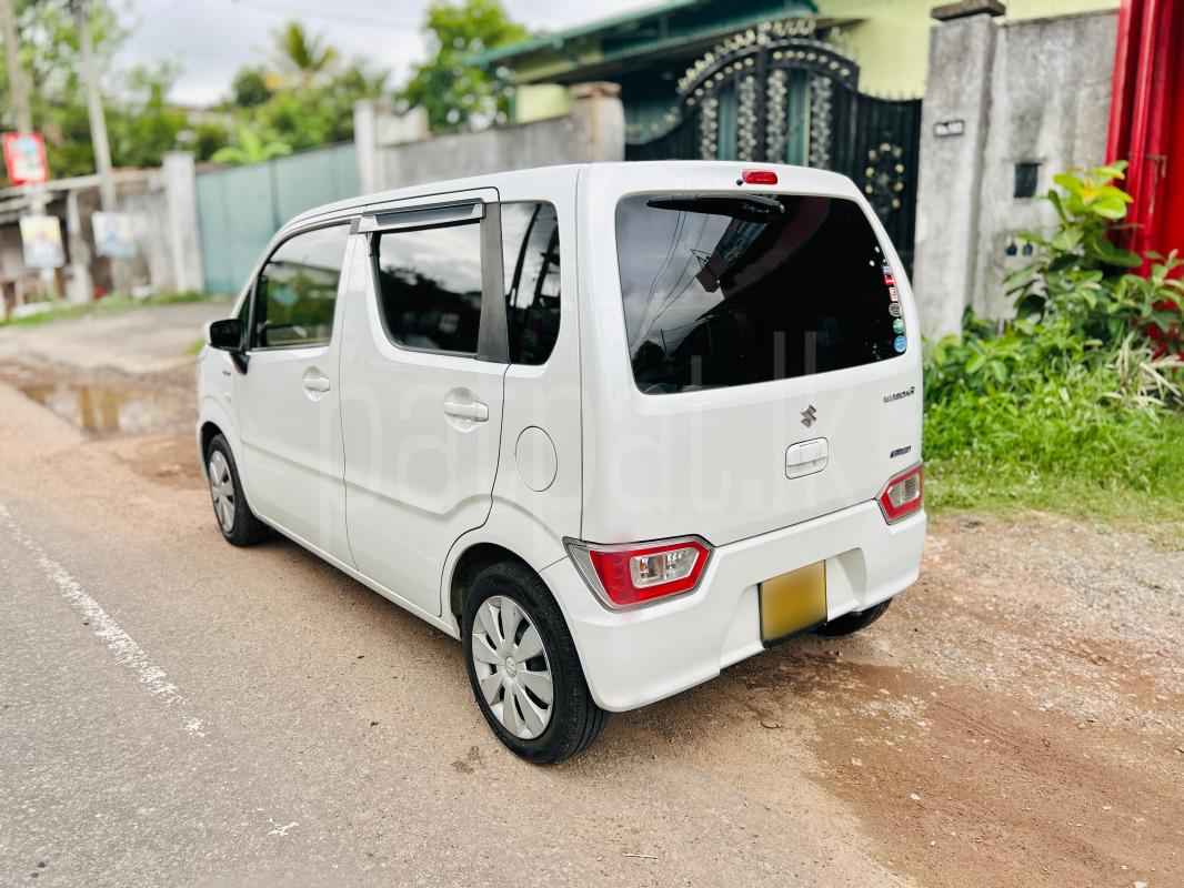 Suzuki Wagon R 2018 - பயன்படுத்தப்பட்டது கார் sale in Sri Lanka - patpat.lk