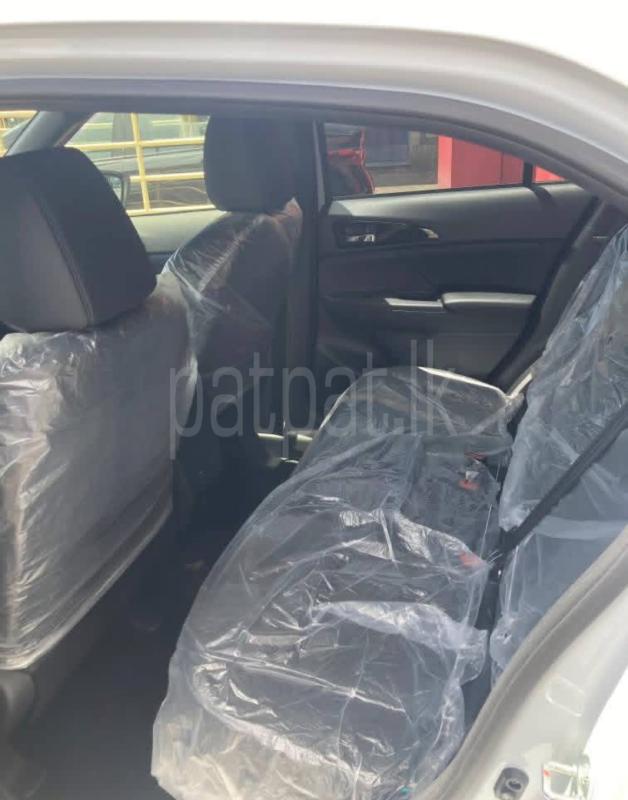 Mitsubishi Eclipse Cross 2025 - අලුත් SUV රථය sale in Sri Lanka - patpat.lk