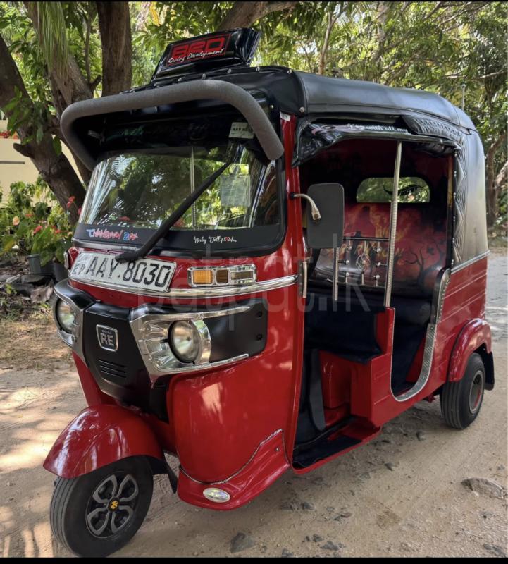 Bajaj 4 stroke 2015 - භාවිතා කරන ලද ත්‍රිරෝද රථය sale in Sri Lanka - patpat.lk
