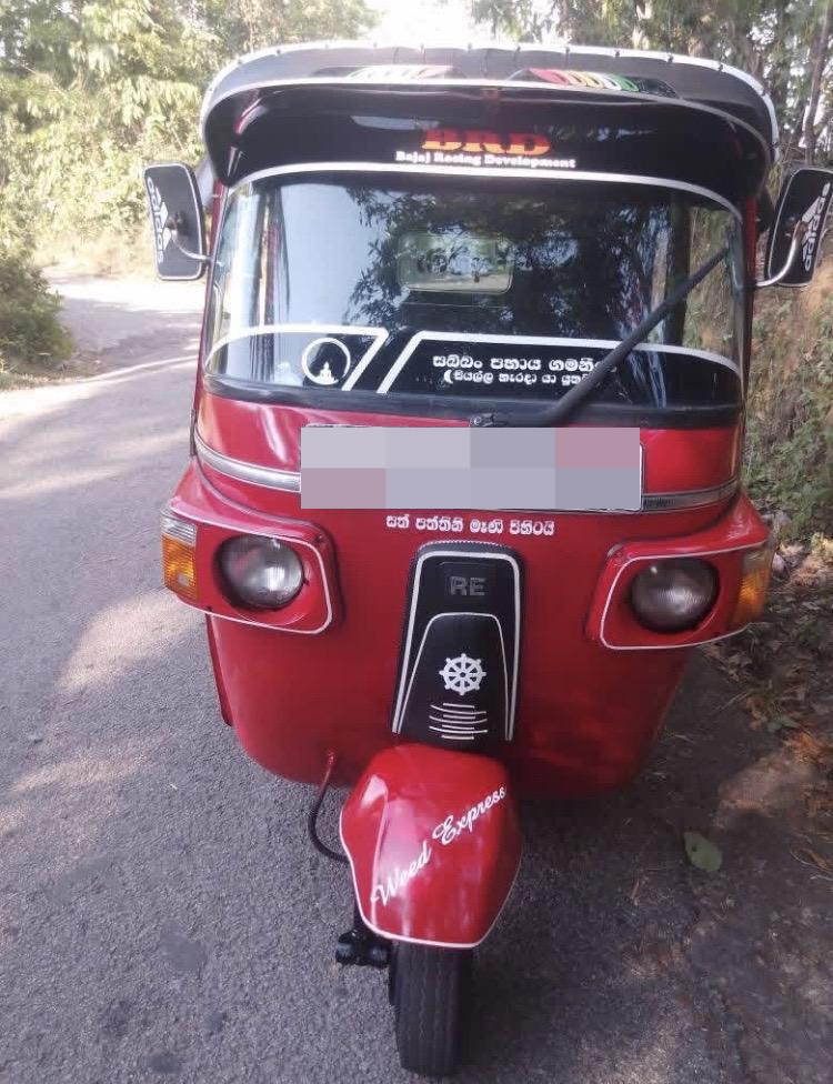 Bajaj 4 stroke 2010 - Used Three wheeler sale in Sri Lanka - patpat.lk
