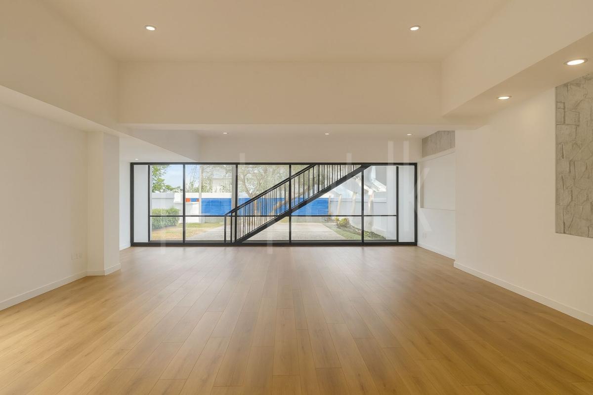 Building for Rent in Bambalapitiya (Colombo 04) ads-image-1