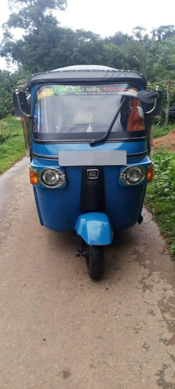 Bajaj 4 stroke 2011 - Used Three wheeler sale in Sri Lanka - patpat.lk