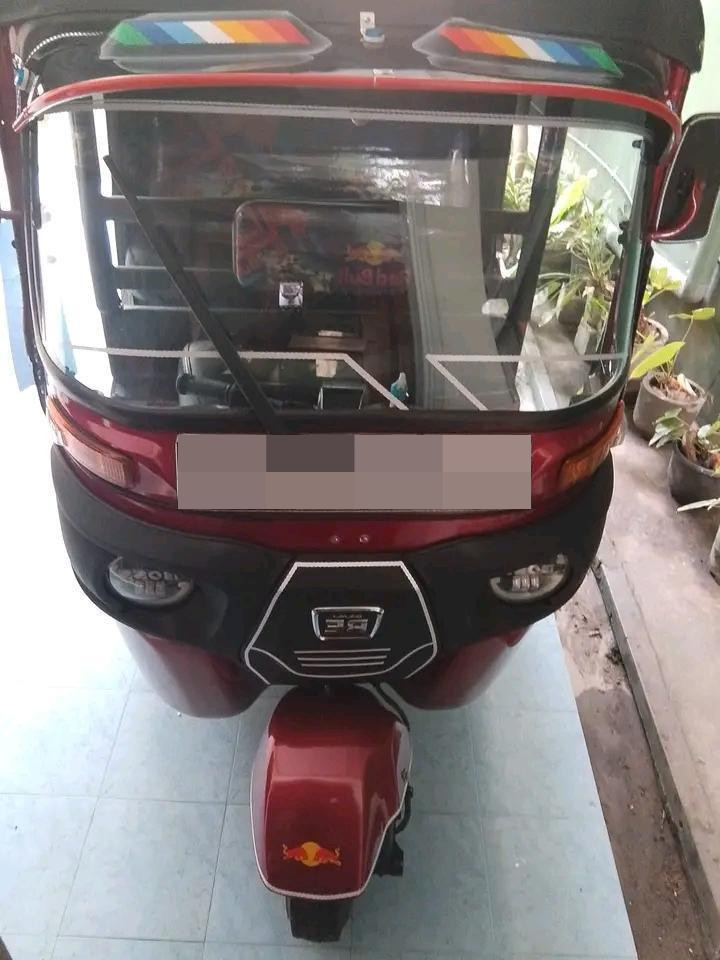 Bajaj 4 stroke 2018 - භාවිතා කරන ලද ත්‍රිරෝද රථය sale in Sri Lanka - patpat.lk