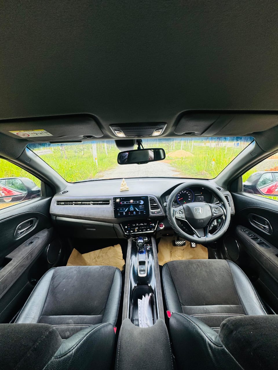 Honda Vezel 2016 - Used SUV sale in Sri Lanka - patpat.lk