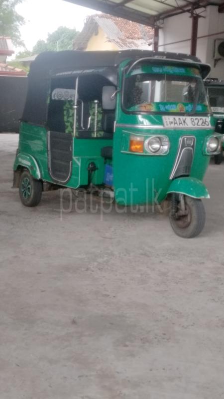 Bajaj Three Wheel 2016 - பயன்படுத்தப்பட்டது முச்சக்கர வண்டி sale in Sri Lanka - patpat.lk