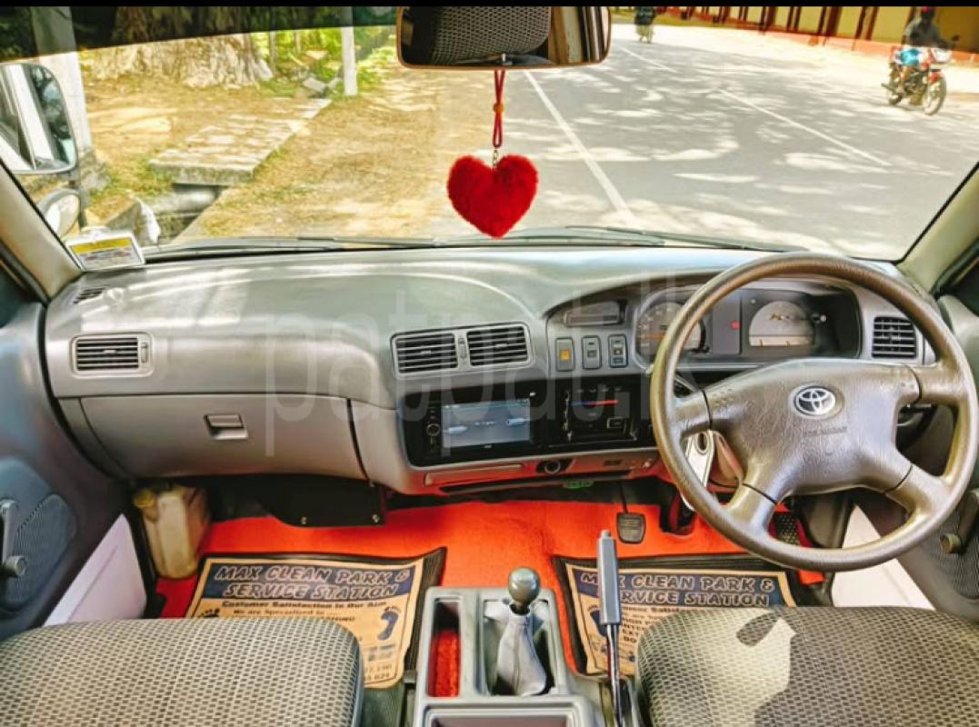 Toyota TownAce 1998 - භාවිතා කරන ලද වෑන් රථය sale in Sri Lanka - patpat.lk