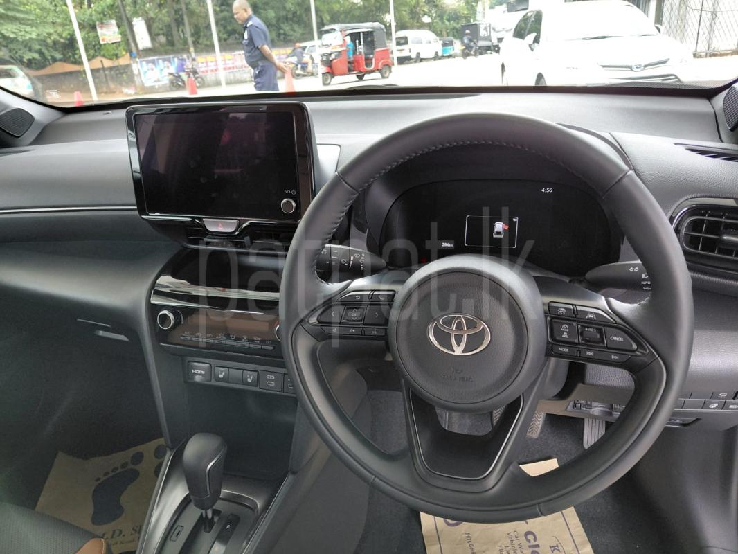 Toyota Raize 2025 - சான்றளிக்கப்பட்டது SUV sale in Sri Lanka - patpat.lk