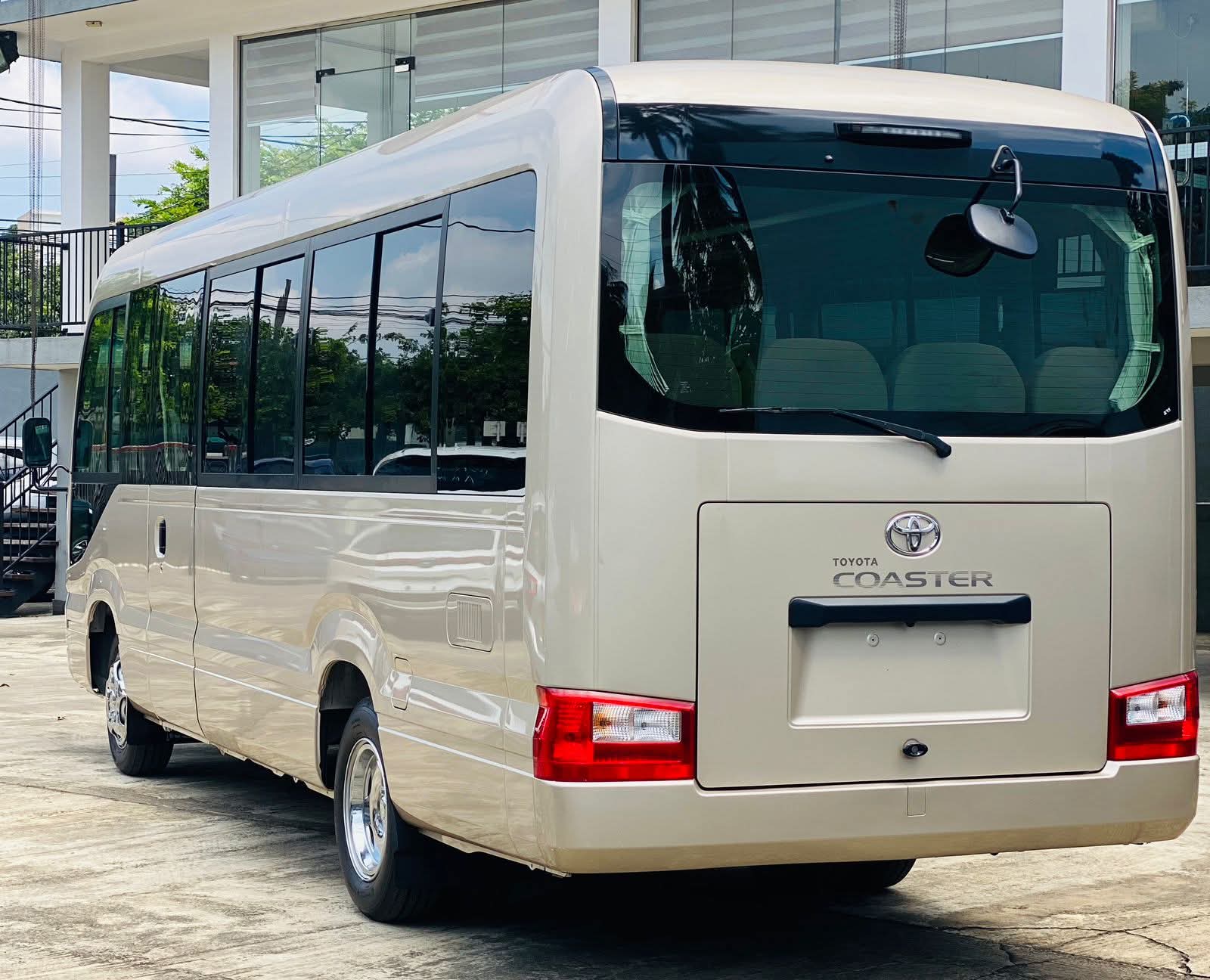 Toyota Coaster 2025 - අලුත් බස් රථය sale in Sri Lanka - patpat.lk