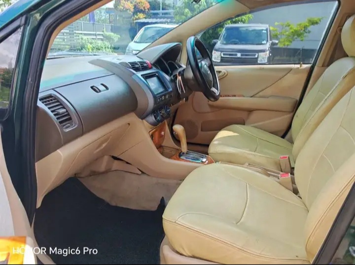 Honda Fit 2003 - பயன்படுத்தப்பட்டது கார் sale in Sri Lanka - patpat.lk