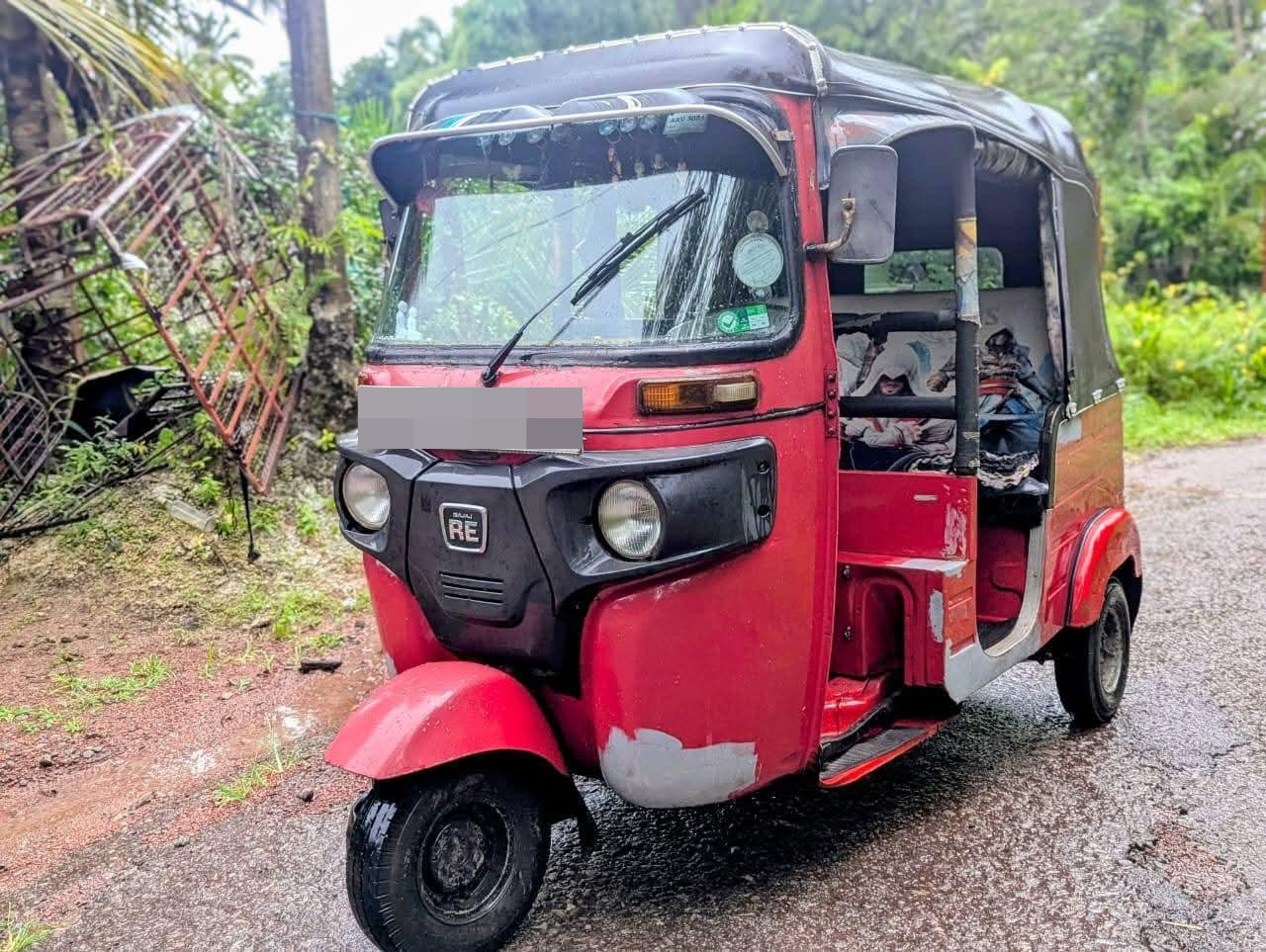 Bajaj 4 stroke 2014 - Used Three wheeler sale in Sri Lanka - patpat.lk