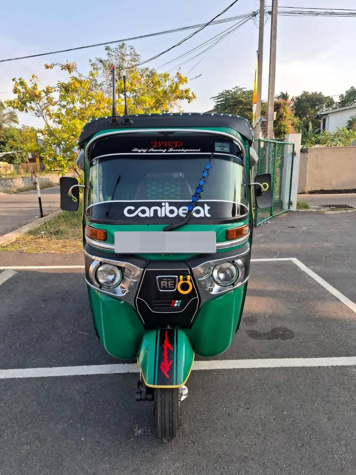 Bajaj Three Wheel 2015 - Used Three wheeler sale in Sri Lanka - patpat.lk