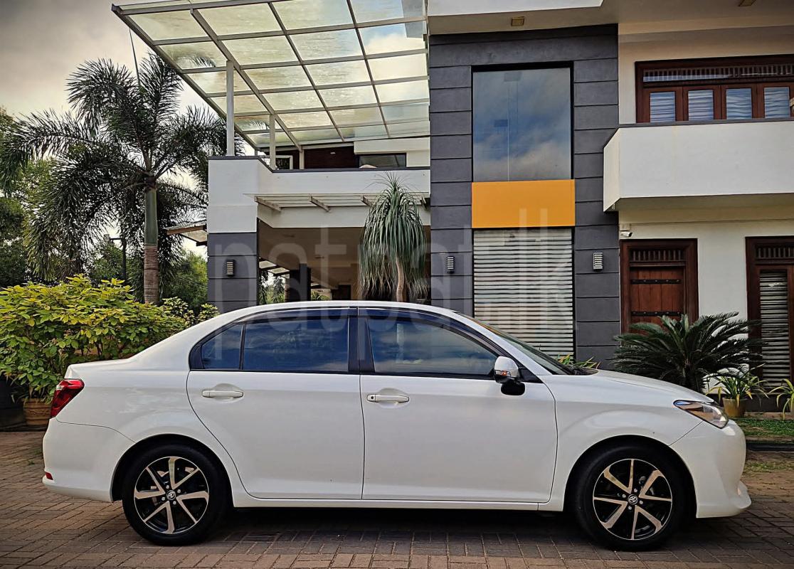 Toyota Axio 2017 - Used Car sale in Sri Lanka - patpat.lk