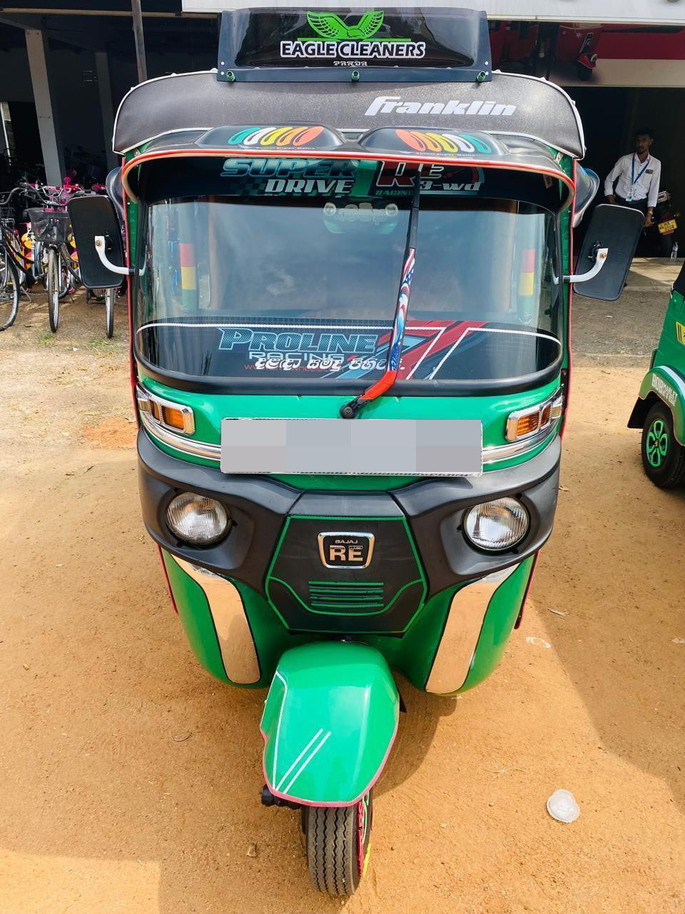 Bajaj Three Wheel 2015 - භාවිතා කරන ලද ත්‍රිරෝද රථය sale in Sri Lanka - patpat.lk