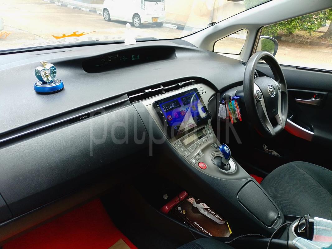 Toyota Prius 2014 - Used Car sale in Sri Lanka - patpat.lk