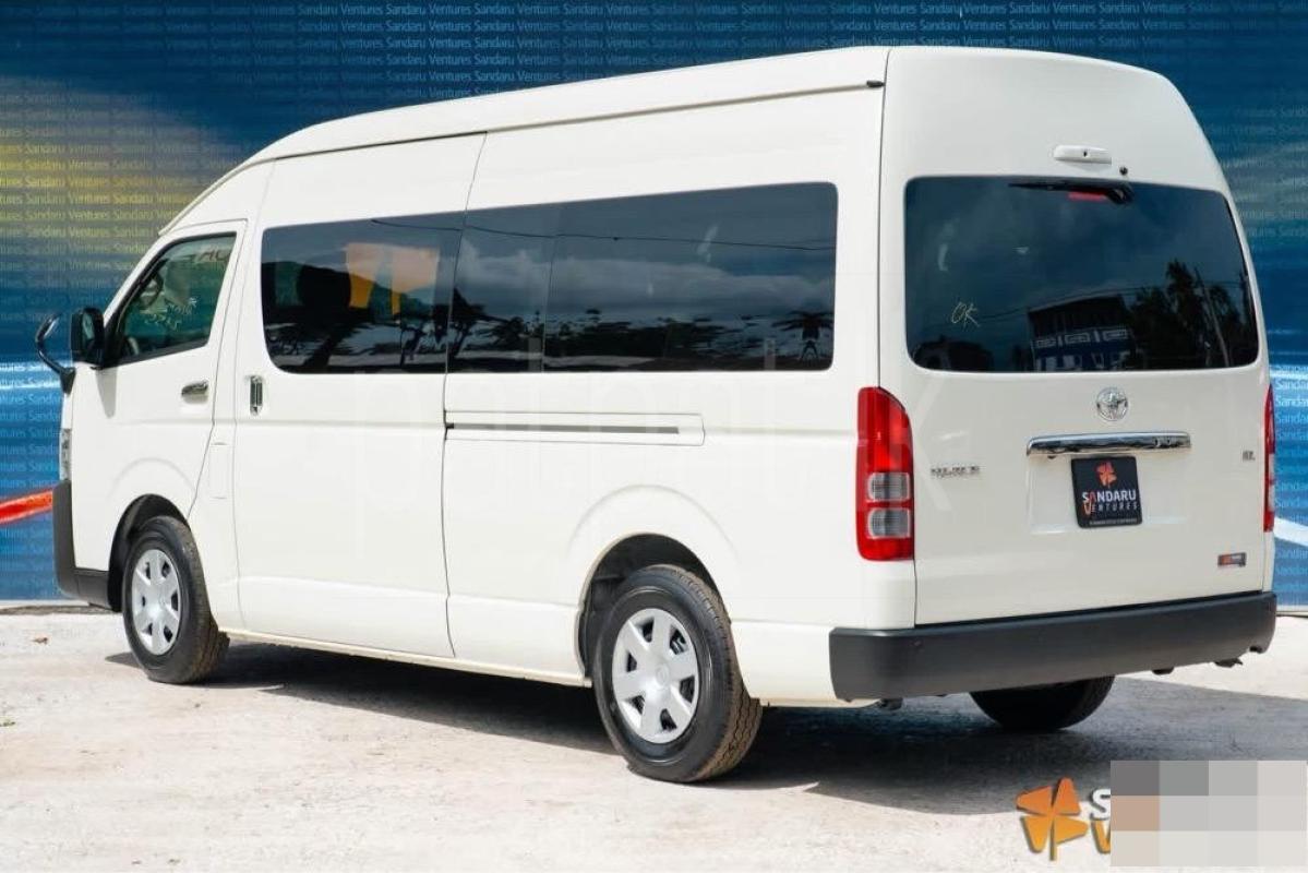 Advertisement image 6