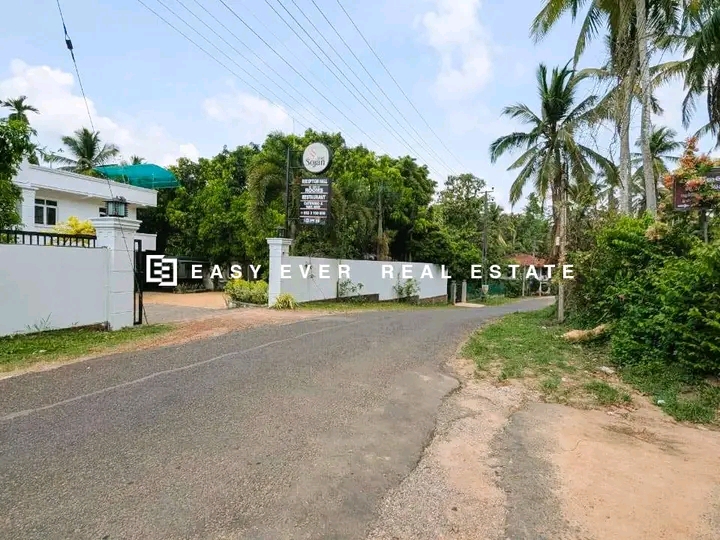 Commercial Land for Sale in Minuwangoda