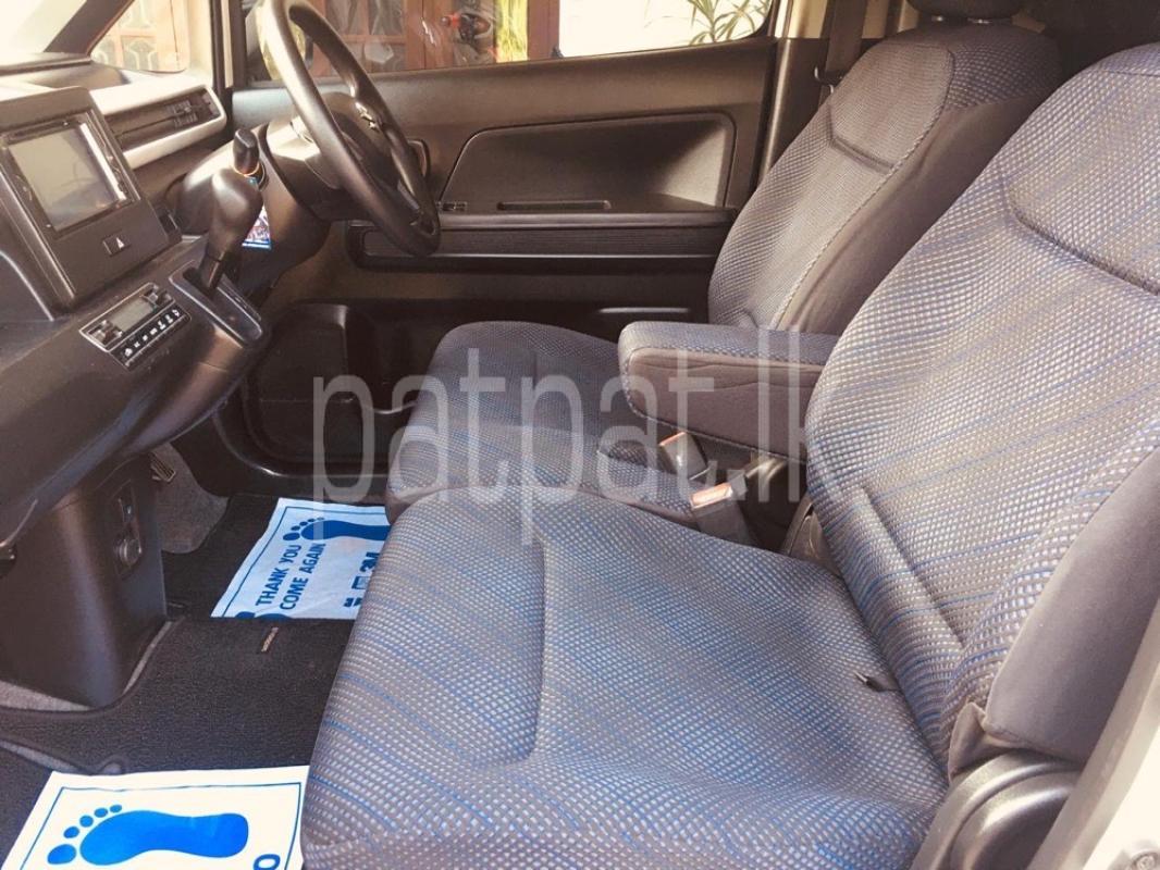 Advertisement image 4