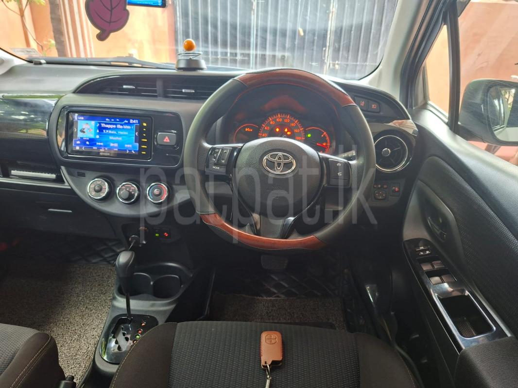 Toyota Vitz 2018 - பயன்படுத்தப்பட்டது கார் sale in Sri Lanka - patpat.lk