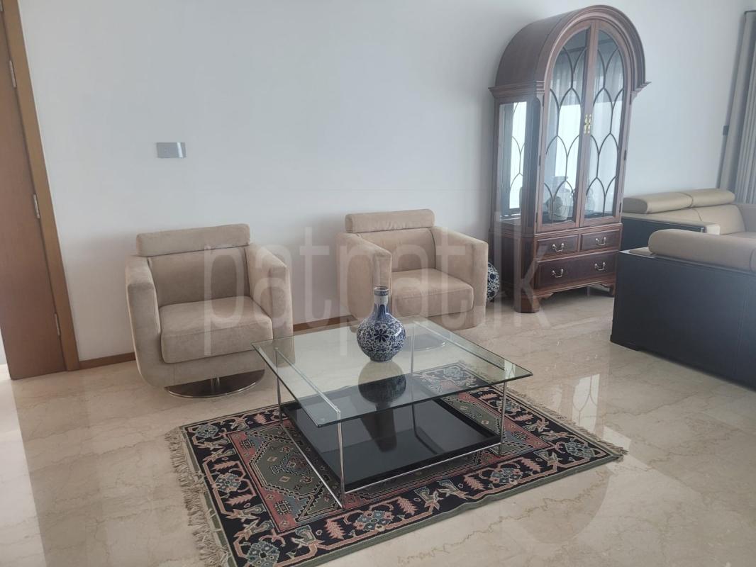 Furnished Apartment for Rent in Slave Island (Colombo 02)