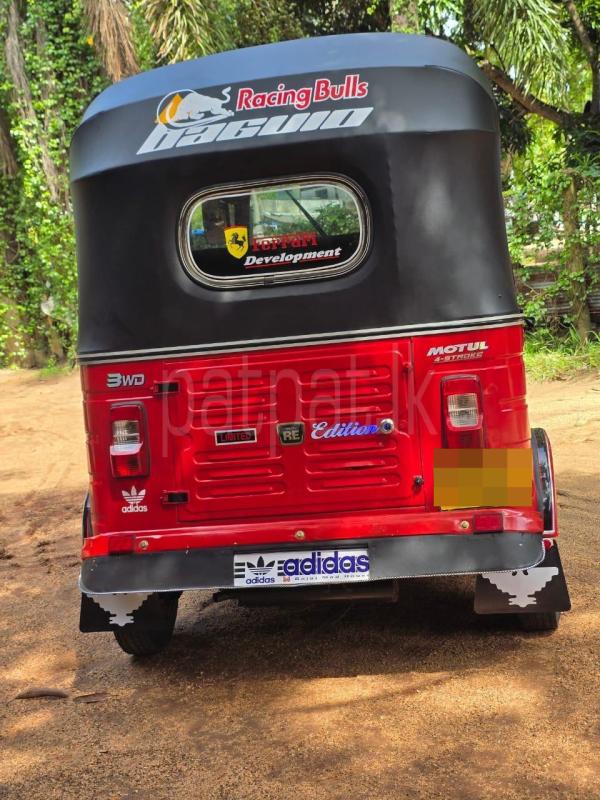 Bajaj Three Wheel 2015 - பயன்படுத்தப்பட்டது முச்சக்கர வண்டி sale in Sri Lanka - patpat.lk