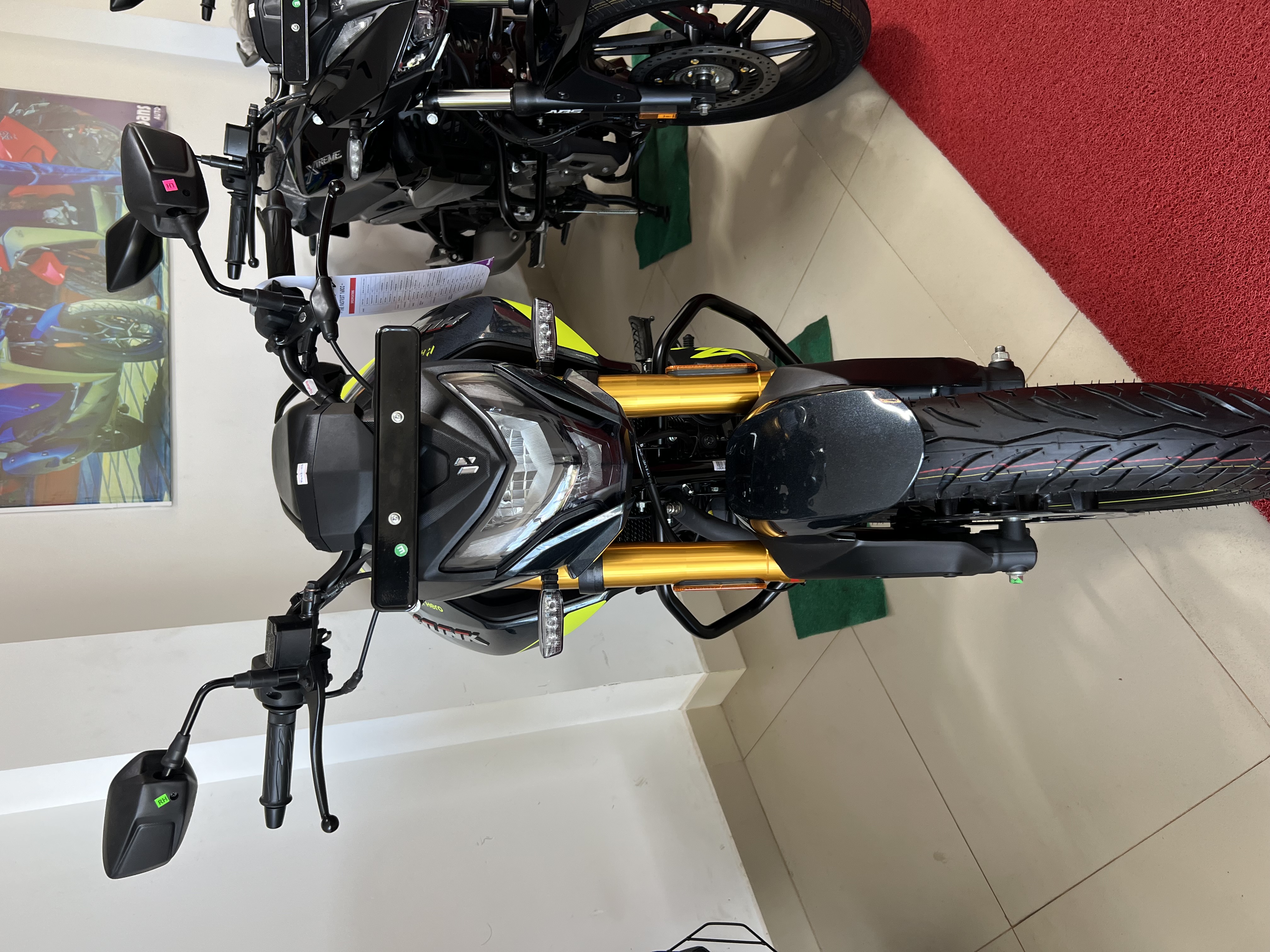 Hero Hunk 2026 - சான்றளிக்கப்பட்டது பைக் sale in Sri Lanka - patpat.lk
