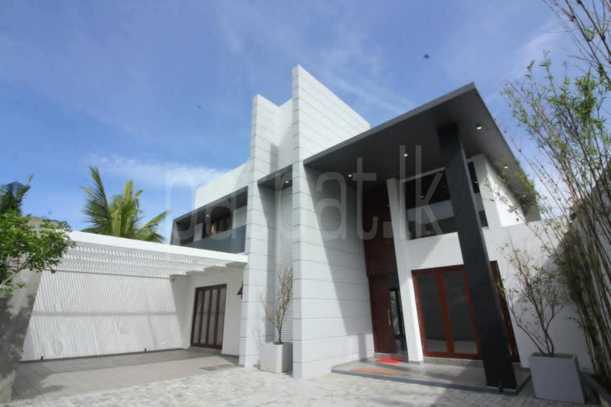 House for Sale in Athurugiriya ads-image-1