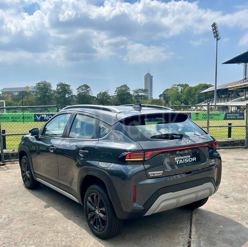 Advertisement image 6