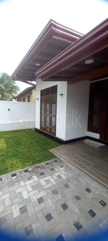 House for Sale in Athurugiriya ads-image-1