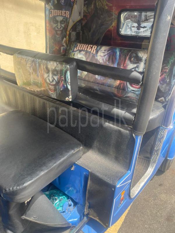 Bajaj Three Wheel 2005 - பயன்படுத்தப்பட்டது முச்சக்கர வண்டி sale in Sri Lanka - patpat.lk