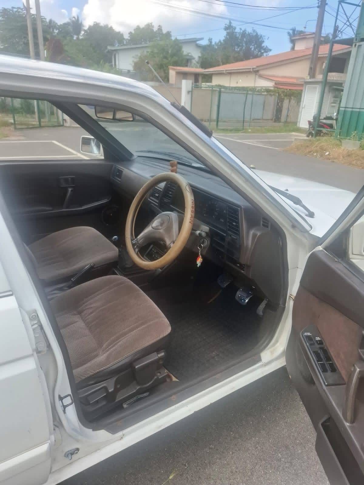 Nissan Sunny 1986 - Used Car sale in Sri Lanka - patpat.lk