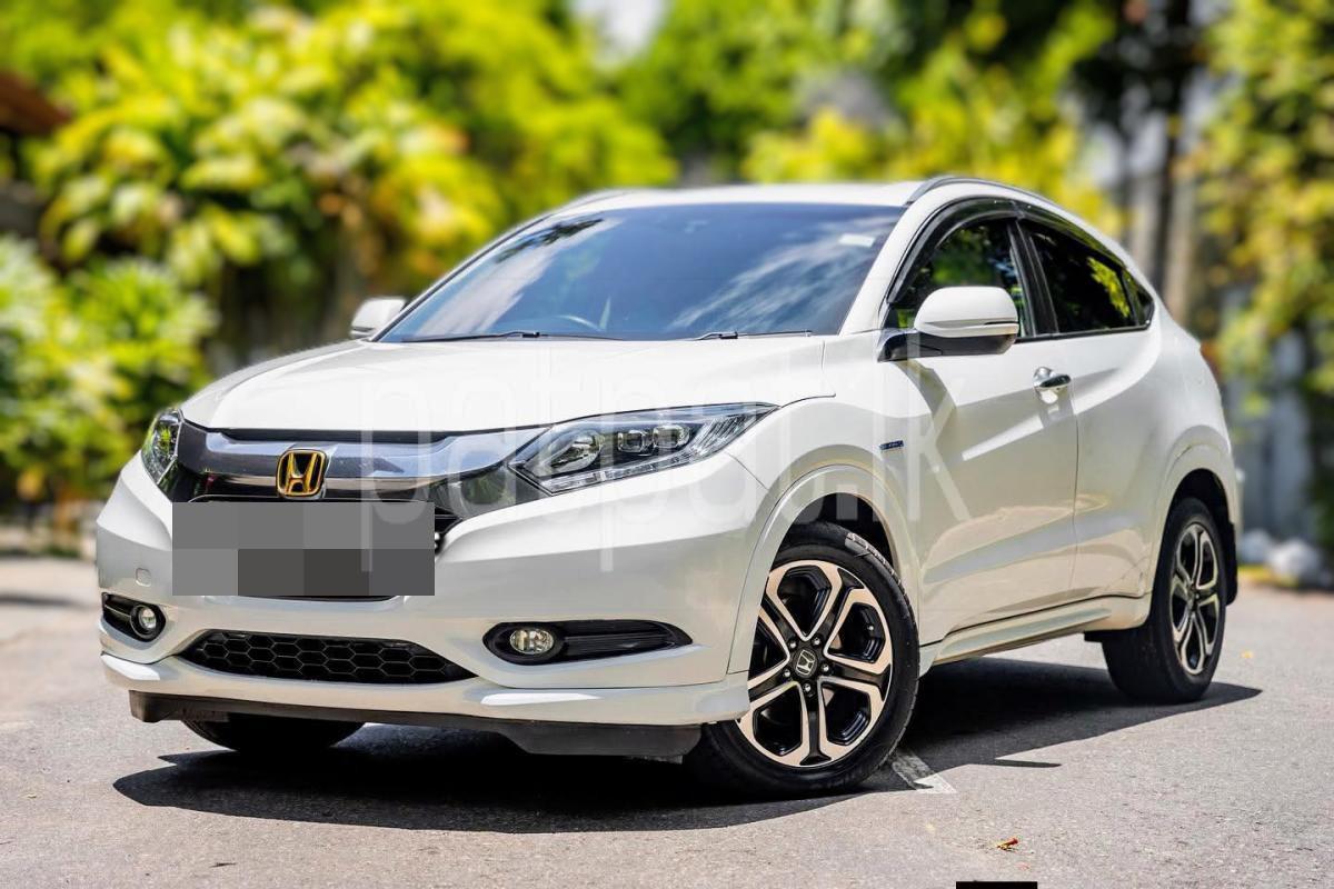 Honda Vezel 2015 - பயன்படுத்தப்பட்டது SUV sale in Sri Lanka - patpat.lk