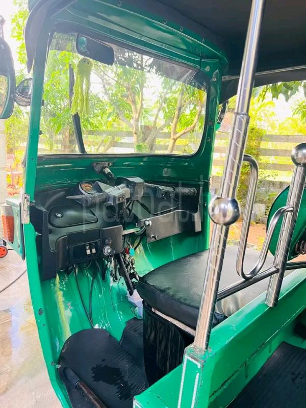 Bajaj 4 stroke 2008 - பயன்படுத்தப்பட்டது முச்சக்கர வண்டி sale in Sri Lanka - patpat.lk