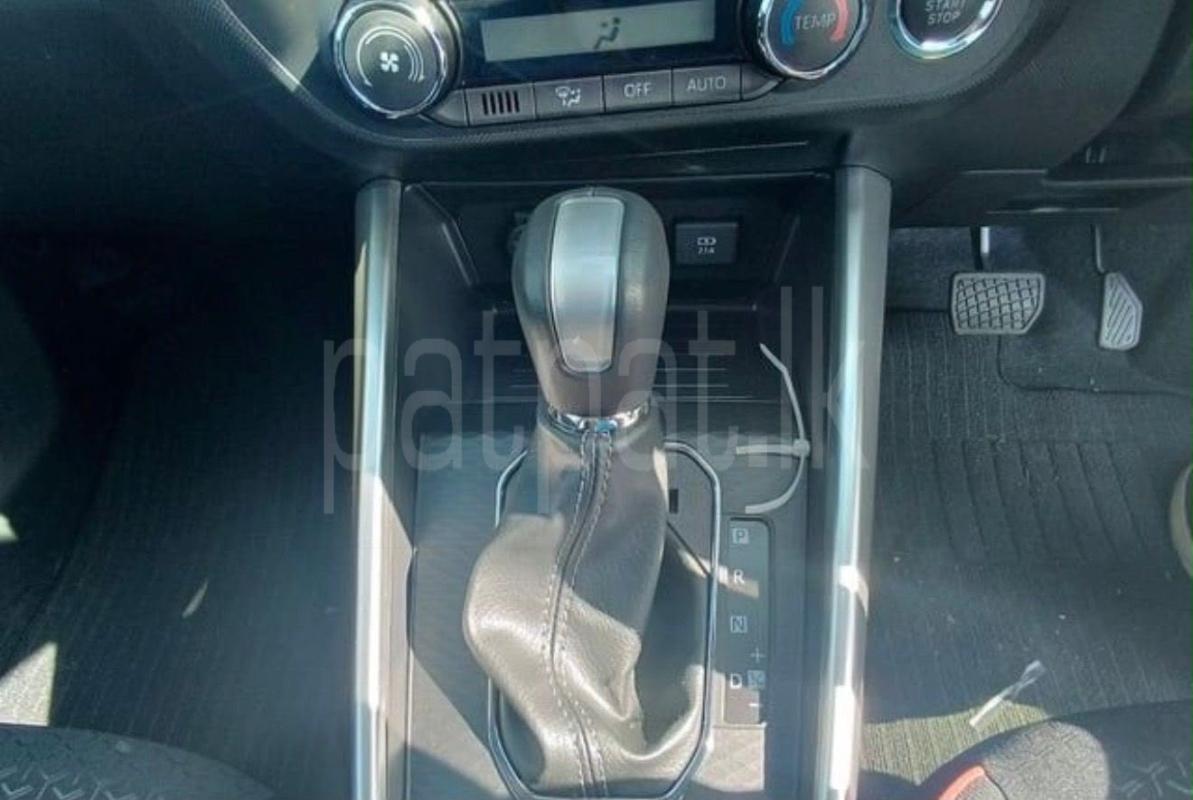 Toyota Raize 2023 - අලුත් SUV රථය sale in Sri Lanka - patpat.lk