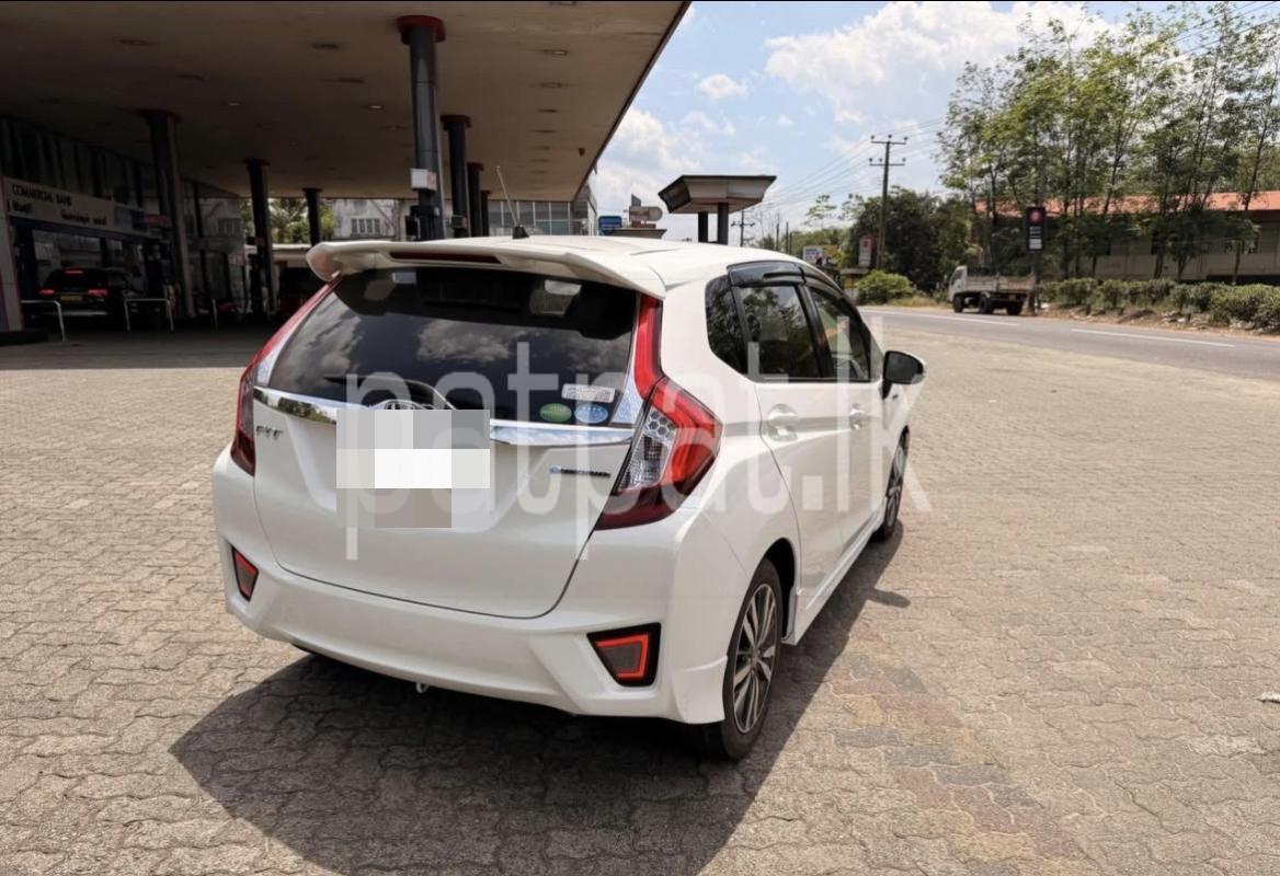 Advertisement image 6