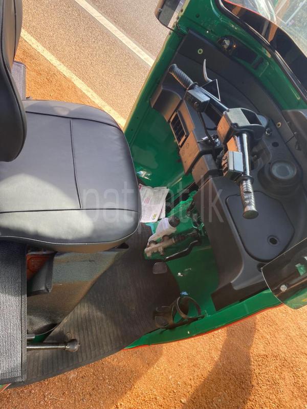 Advertisement image 6