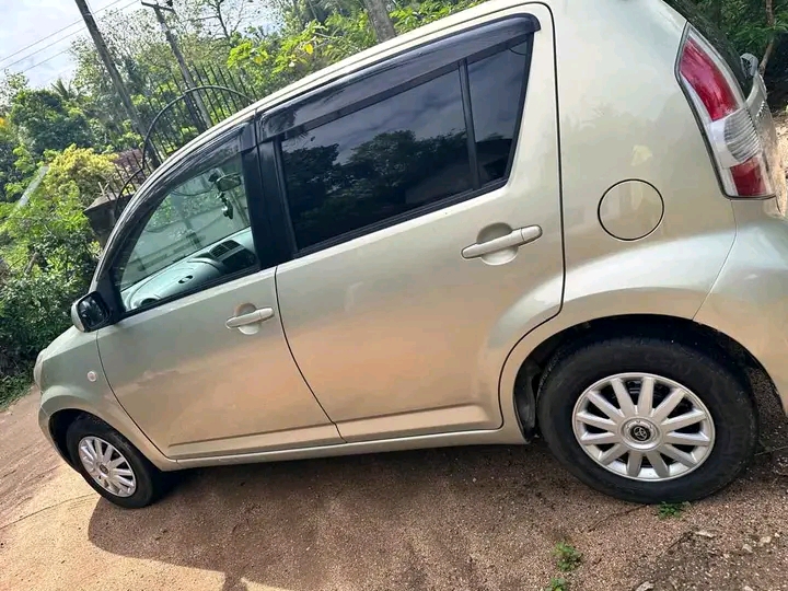 Toyota Passo 2004 - பயன்படுத்தப்பட்டது கார் sale in Sri Lanka - patpat.lk