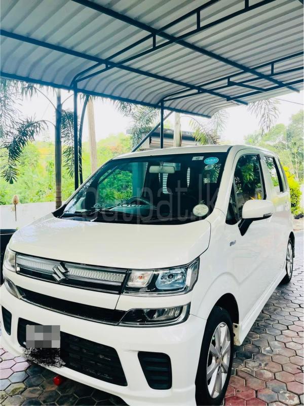 Suzuki Wagon R 2018 - භාවිතා කරන ලද කාර් sale in Sri Lanka - patpat.lk
