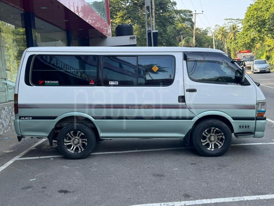 Toyota Hiace 1995 - பயன்படுத்தப்பட்டது வேன் sale in Sri Lanka - patpat.lk