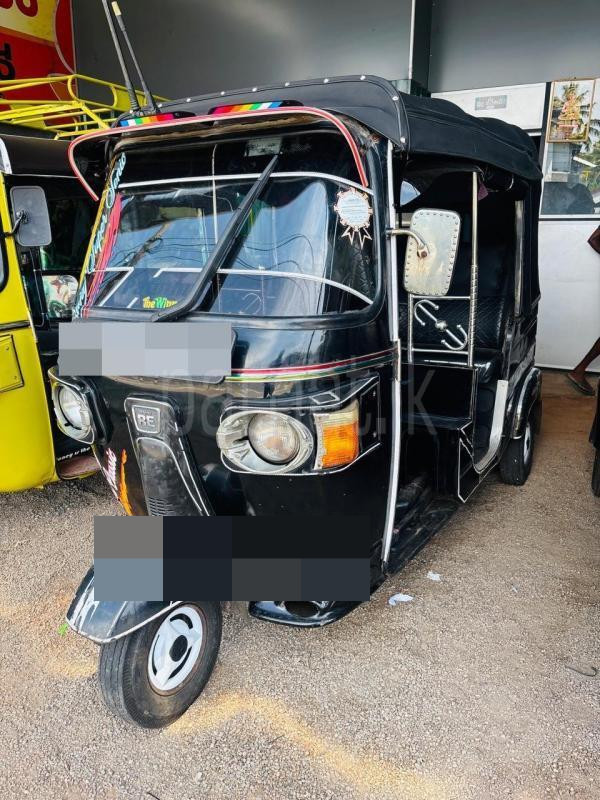 Bajaj Three Wheel 2011 - பயன்படுத்தப்பட்டது முச்சக்கர வண்டி sale in Sri Lanka - patpat.lk