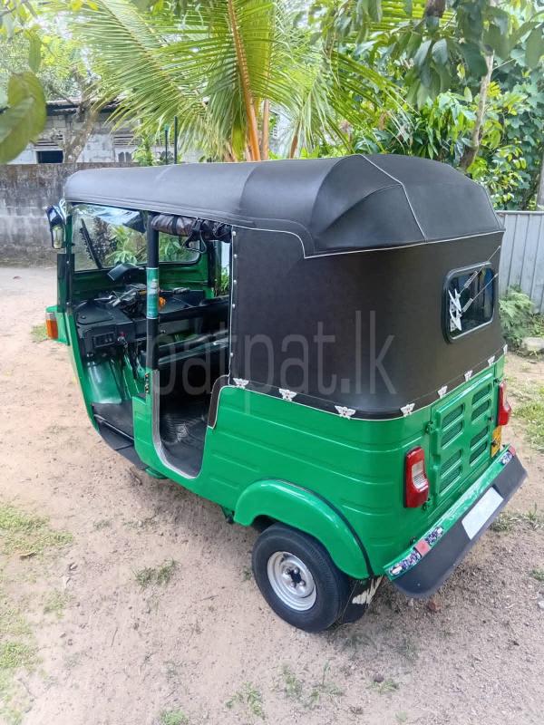 Bajaj 4 stroke 2012 - භාවිතා කරන ලද ත්‍රිරෝද රථය sale in Sri Lanka - patpat.lk