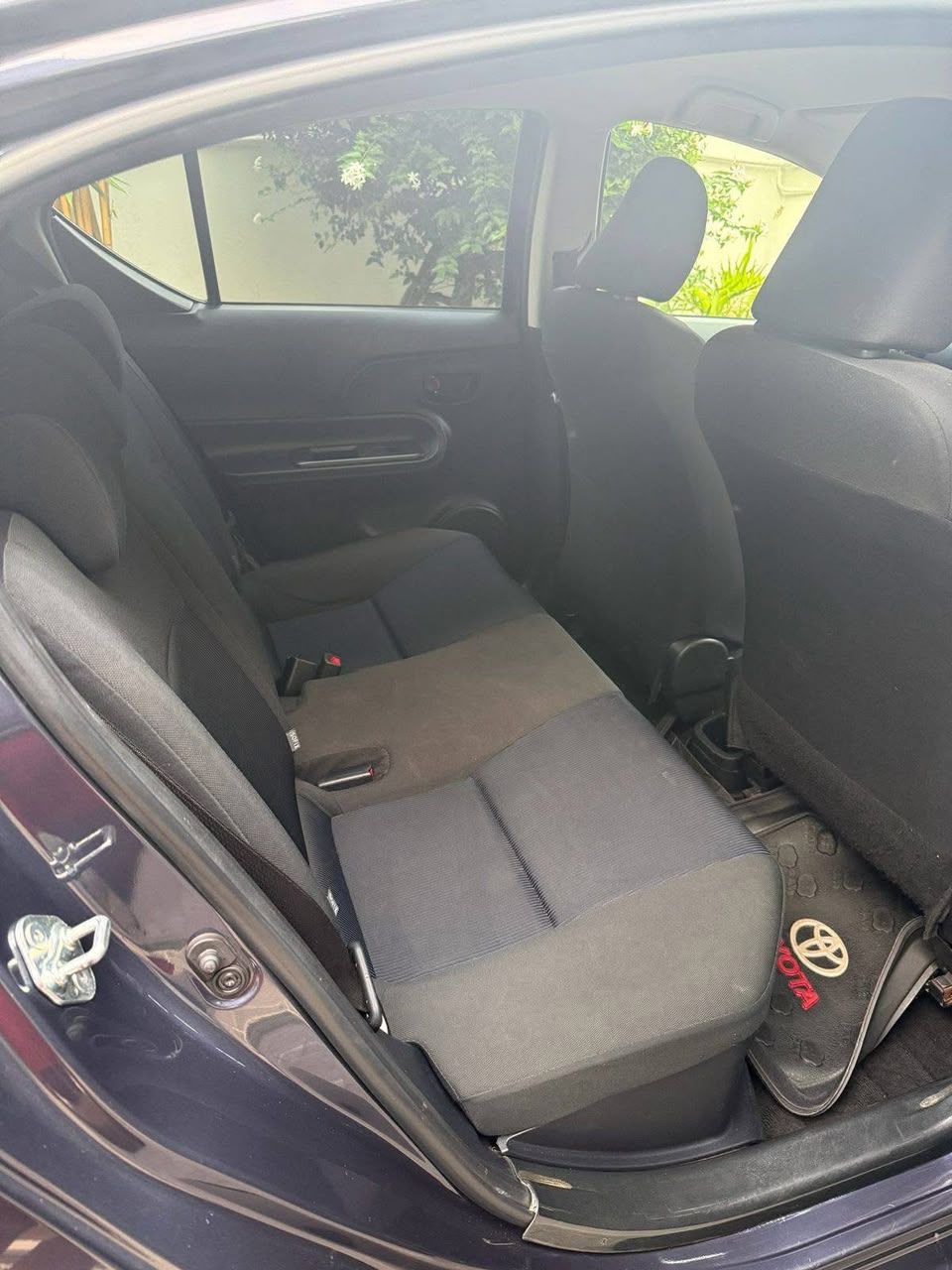 Toyota Aqua 2015 - Used Car sale in Sri Lanka - patpat.lk