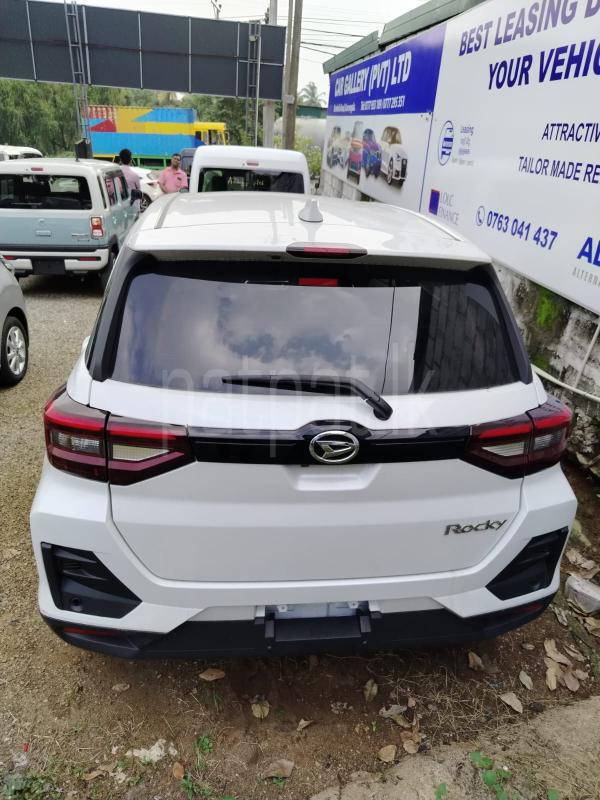 Advertisement image 4