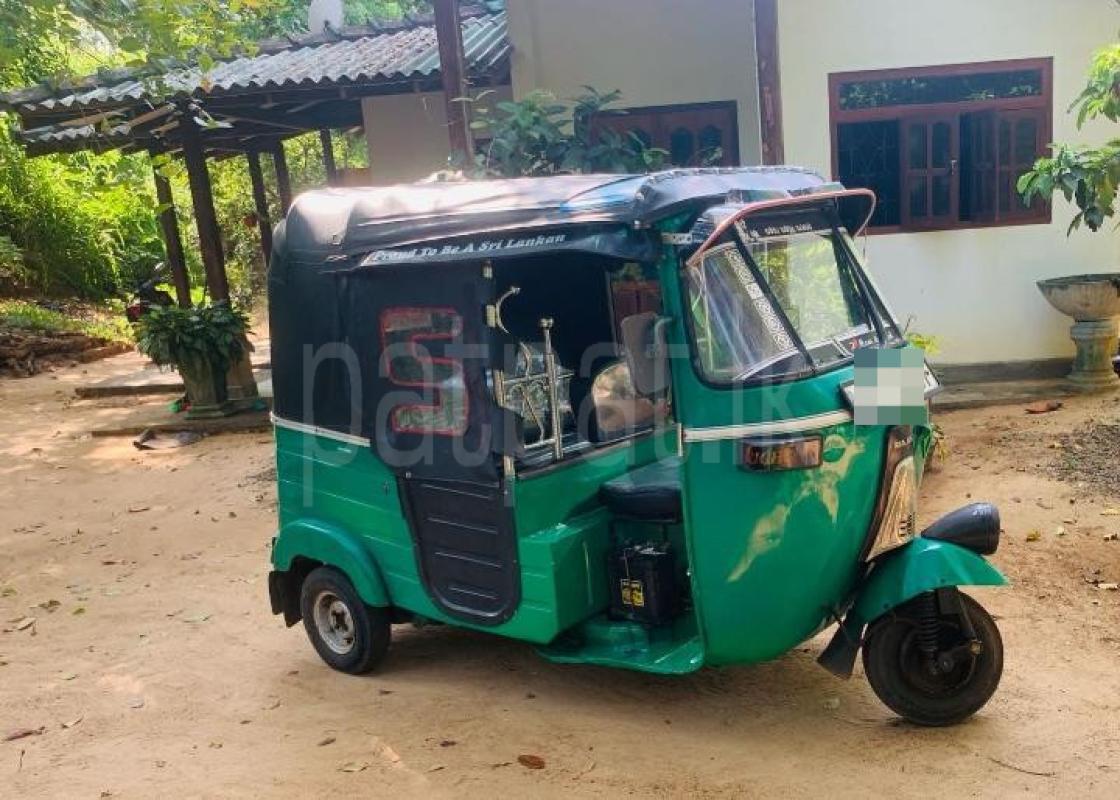 Bajaj 2 stroke 2009 - பயன்படுத்தப்பட்டது முச்சக்கர வண்டி sale in Sri Lanka - patpat.lk