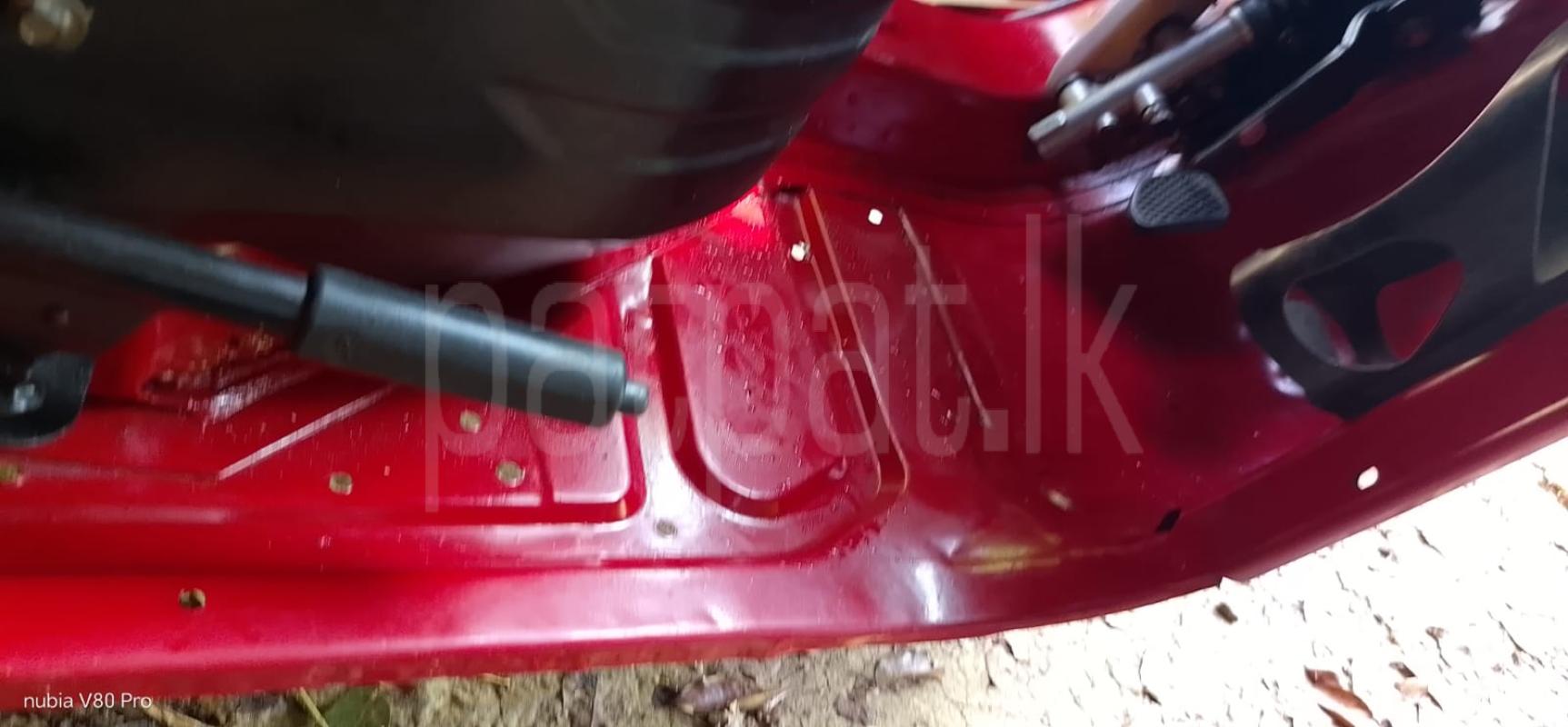 Bajaj 4 stroke 2017 - பயன்படுத்தப்பட்டது முச்சக்கர வண்டி sale in Sri Lanka - patpat.lk