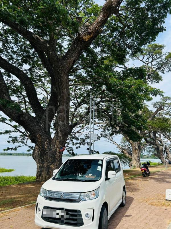 Suzuki Wagon R 2014 - பயன்படுத்தப்பட்டது கார் sale in Sri Lanka - patpat.lk