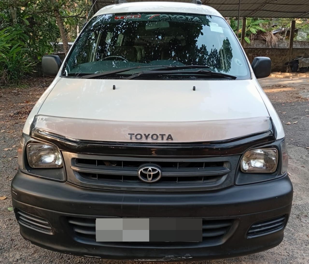 Toyota Noah 1999 ads-image-1