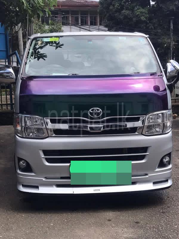 Toyota Hiace 2012 - பயன்படுத்தப்பட்டது வேன் sale in Sri Lanka - patpat.lk