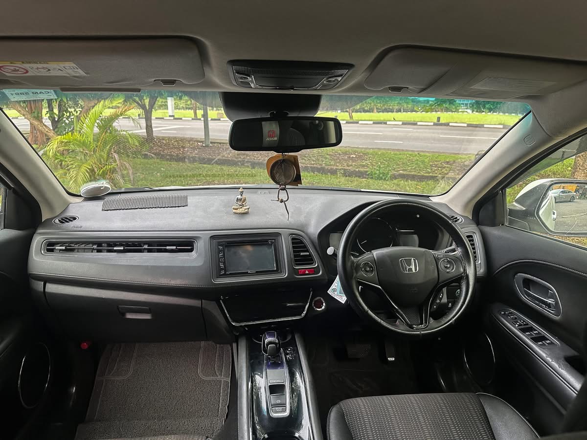 Honda Vezel 2015 - பயன்படுத்தப்பட்டது SUV sale in Sri Lanka - patpat.lk