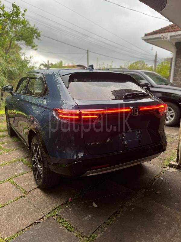 Advertisement image 6