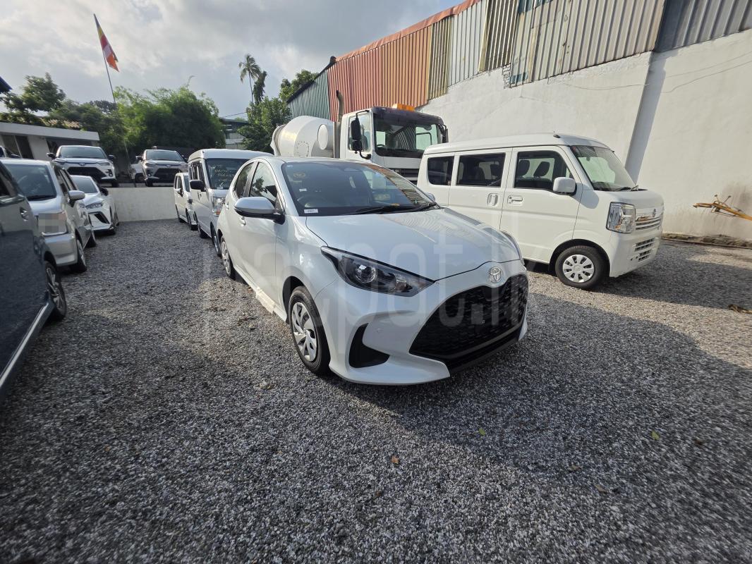 Toyota Yaris 2026 - අලුත් කාර් sale in Sri Lanka - patpat.lk